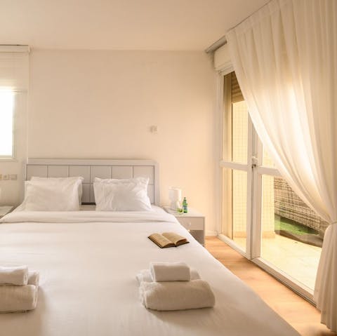 Pad out onto the private terrace with morning coffees from the main bedroom