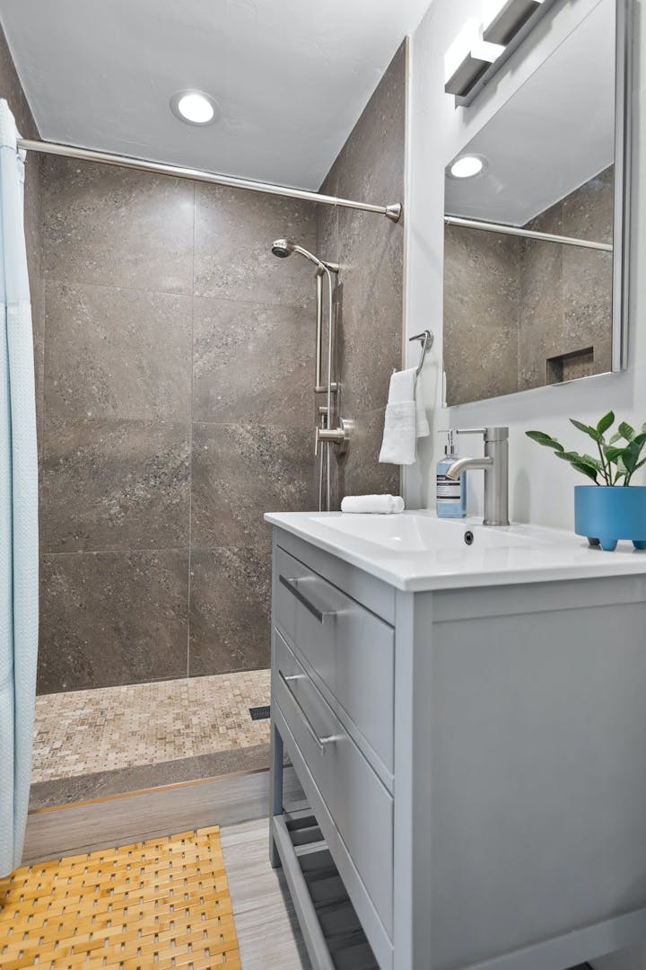 Bathroom photo