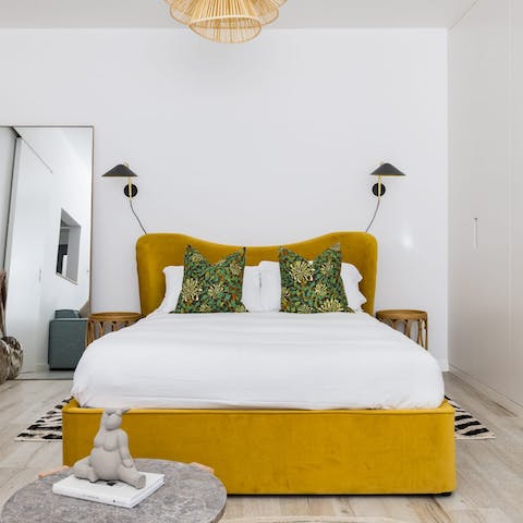 Enjoy long, blissful sleeps in the soft and sumptuous bed, preparing you for a great day ahead