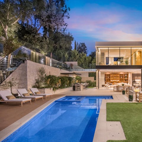 Savour the California sunshine from the sleek swimming pool