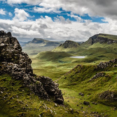 Explore the beautiful Isle of Skye, including the nearby Neist Point Lighthouse