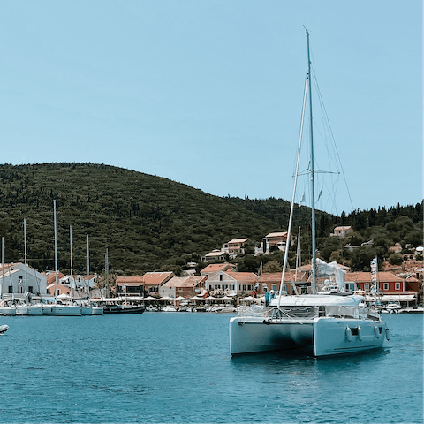 Explore the pretty towns and villages of the southwest coast