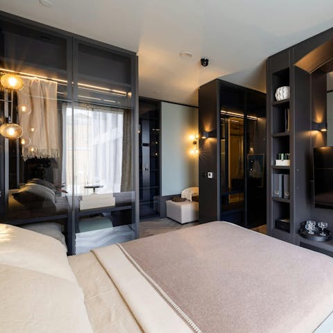 Sleep soundly in this chic and stylish studio