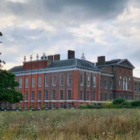 Stay within walking distance of Hyde Park and Kensington Gardens