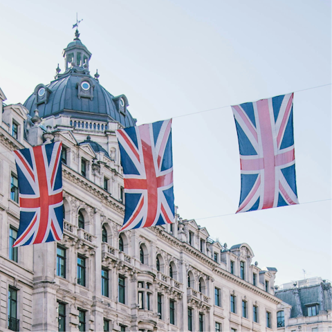 Enjoy sightseeing in central London – a short tube ride away