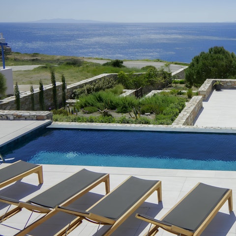Admire far-reaching sea views from the private pool