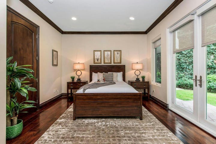 Bedroom photo