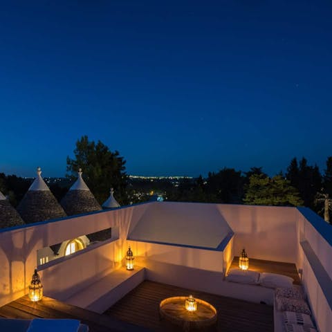 Come together for stargazing on the roof terrace