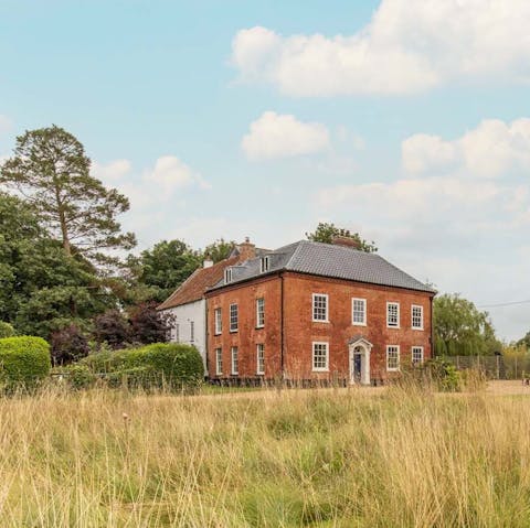 Stay in a Grade II-listed Georgian home in Worthing, right in the heart of the Norfolk countryside