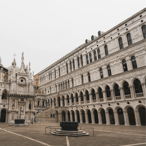 Discover the Doge's Palace with an official tour