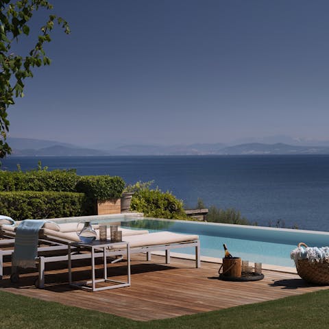 Work on that perfect tan by the pool and admire stunning views