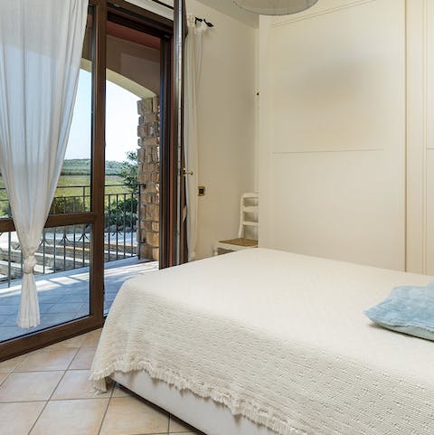 Wake up well-rested and ready to explore the lovely surroundings