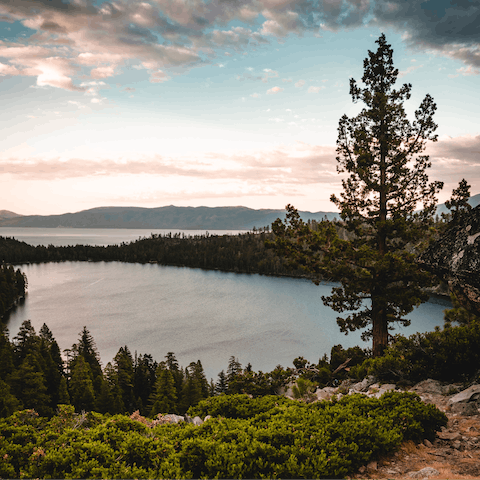 Stay in Tahoma, just a five-minute drive from the water