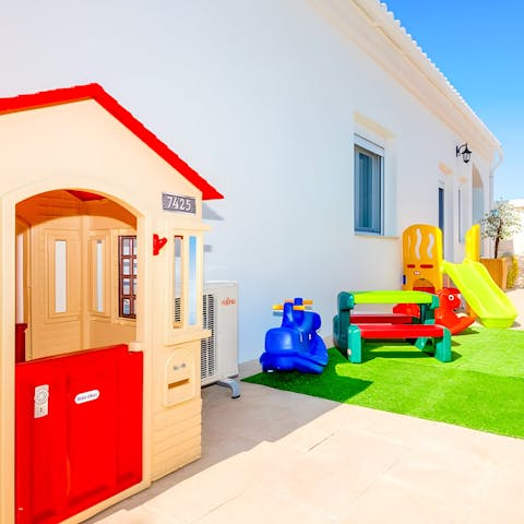 Let the kids tire themselves out while you prepare dinner on the barbecue