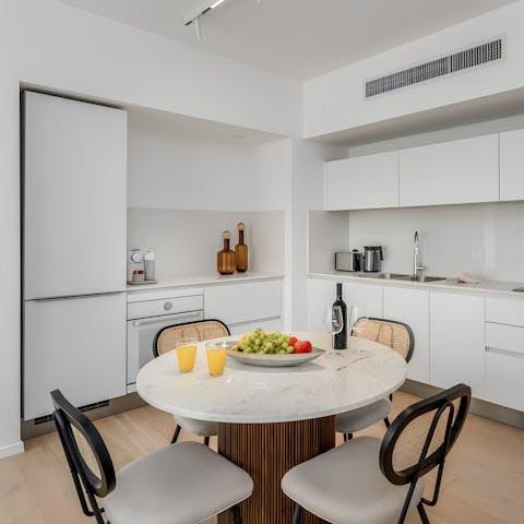 Tuck into home cooked meals or head to a local eatery