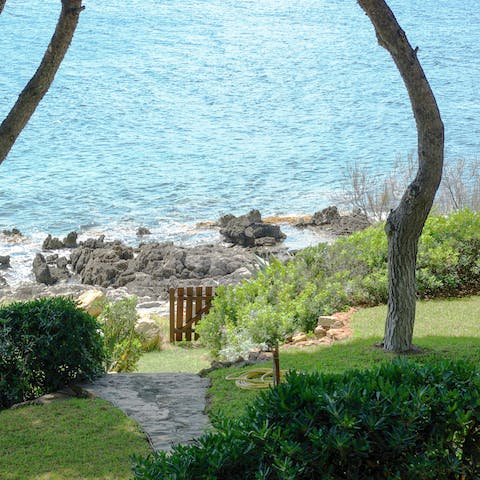 Wake up to vistas of the sparkling seascape everyday