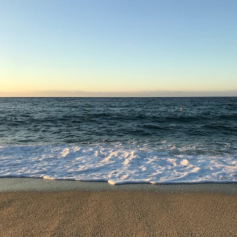 Drive to Follonica's sandy beach, less than 15 minutes away