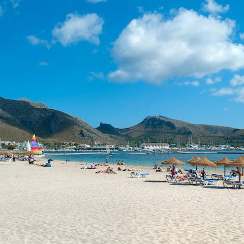 Explore the golden beaches of Northern Mallorca – just a short drive away