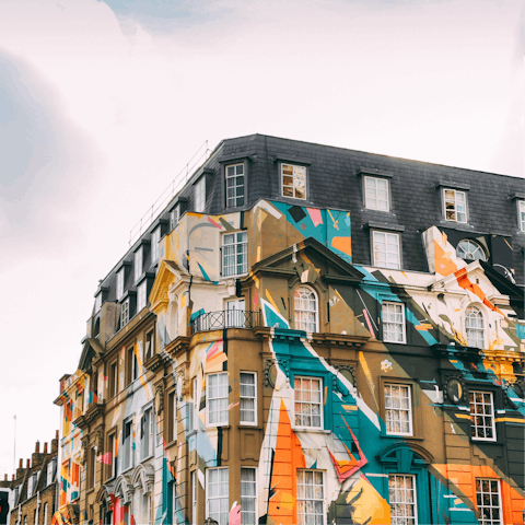 Embrace the creative atmosphere and cool vibe of Shoreditch, a mile away from your home