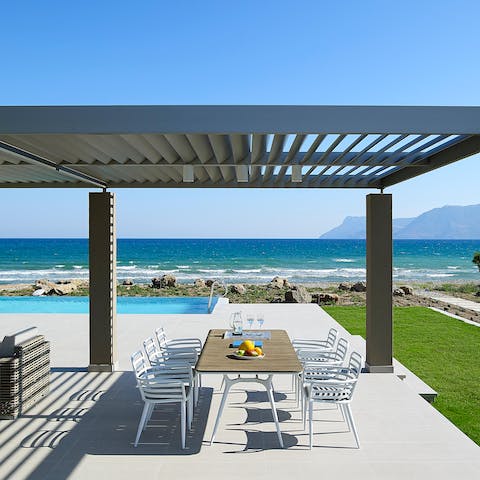 Serve up a delicious alfresco feast on the patio