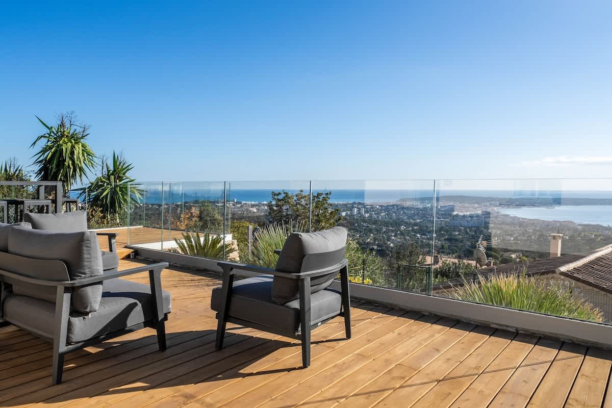 French Riveria Blues