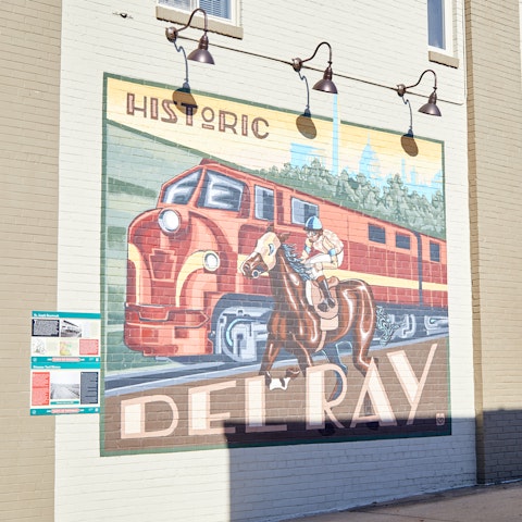 Discover the local shops, eateries, street murals and cafes in artsy Del Ray