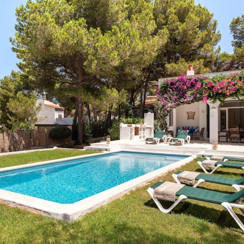 Find a wonderful sense of relaxation whilst lounging by the pool