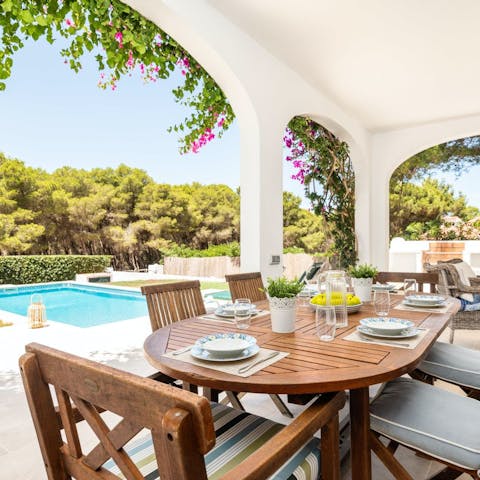 Gather for delicious barbecue meals overlooking the garden