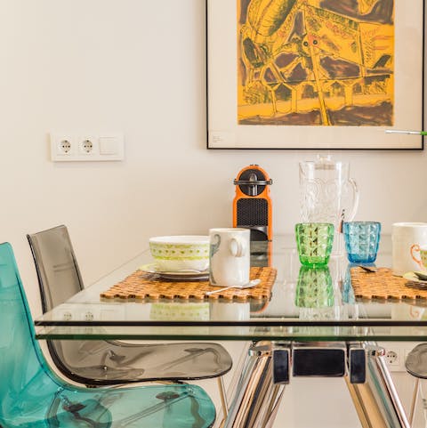 Start mornings with fresh coffee and pastries at the colourful dining table