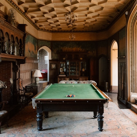 Retire to the billiards room for drinks