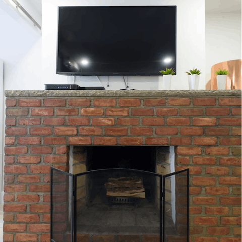 Cosy up by the open fire when the Big Apple weather turns chilly