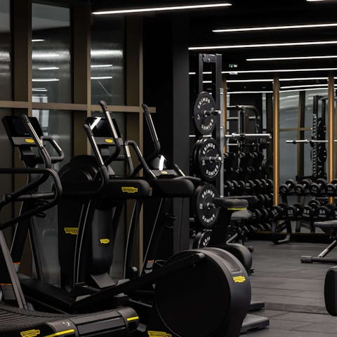 Enjoy free access to the building’s state-of-the-art gym