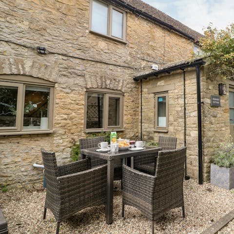 Enjoy breakfast outdoors before venturing into the countryside