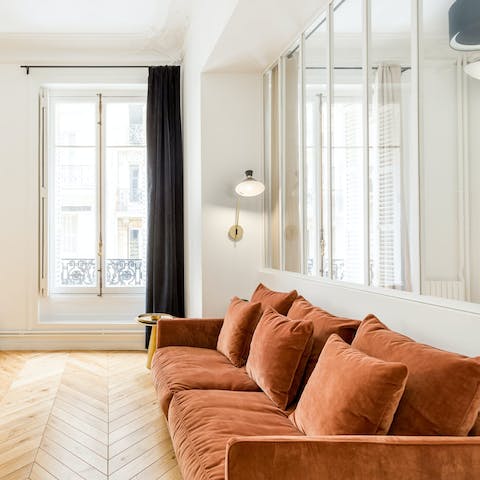 Curl up with a coffee and a guidebook as you plan your stay