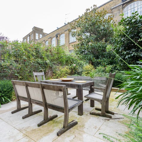 Gather in the garden for alfresco dinners and drinks