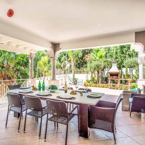 Cook up a feast on the barbecue and enjoy an alfresco family meal