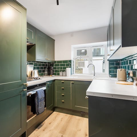 Rustle up home-cooked meals in the fully-equipped, modern kitchen