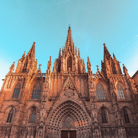 Stay in the atmospheric Gothic Quarter, 75 metres from Barcelona Cathedral