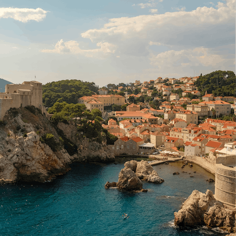 Make the most of your captivating Croatian location just 1km from the nearest beach and 14km from Dubrovnik's city walls