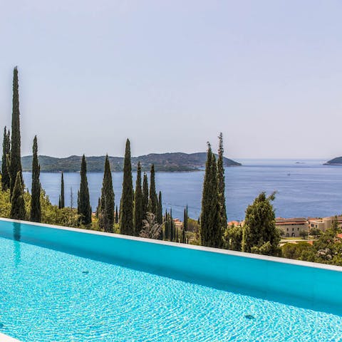 Luxuriate in the pool while enjoying views of the shimmering sea and the exquisite Elafiti Islands