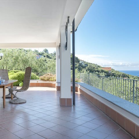 Take your morning coffee with spectacular views