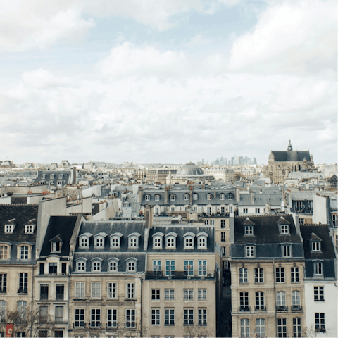 Fall in love while exploring the historic streets of central Paris