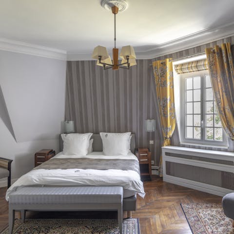 Wake up in the elegant bedrooms feeling rested and ready for another day of Normandy exploring