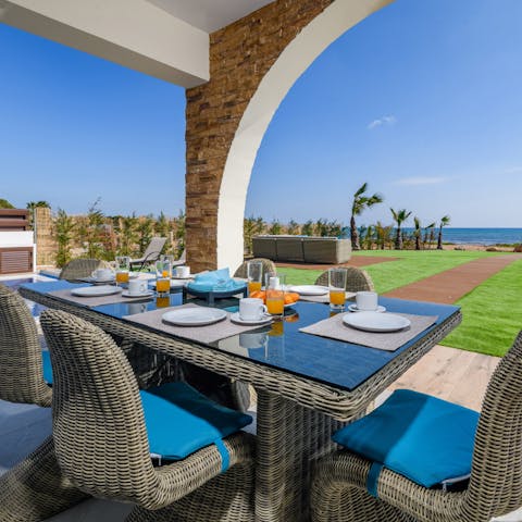 Experience the height of relaxation with laid-back meals in the garden
