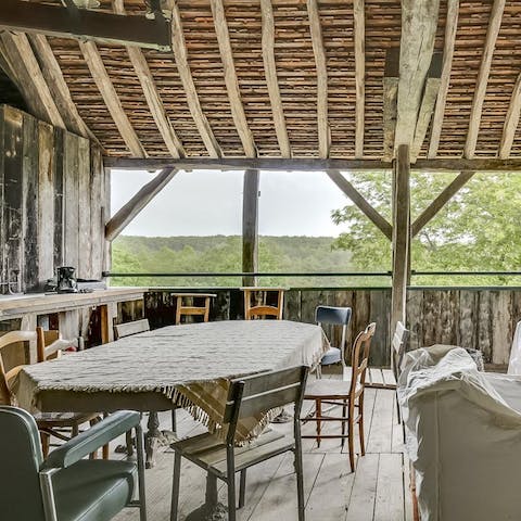 Play a round of cards on one of the many separate home's terraces