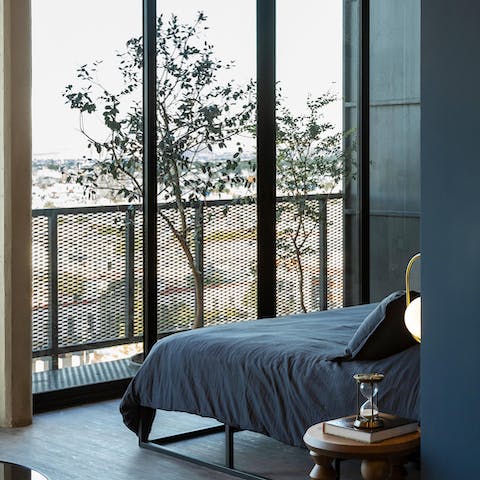 Wake up to city views – perfect with breakfast in bed