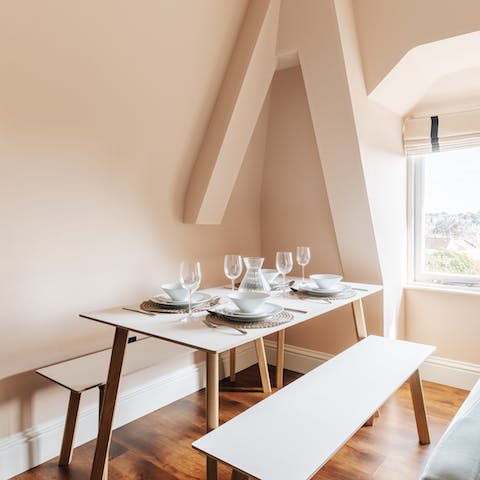 Enjoy a bite to eat at the cosy bench table when you're not out sampling the local food scene