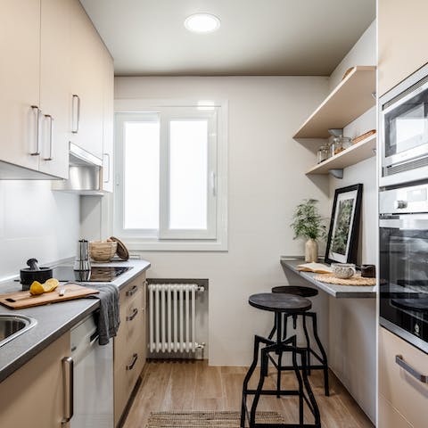 Start your days in this sleek kitchen, making a Spanish breakfast for your family
