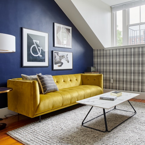 End the day snuggled up on the sofa, watching your favourite flicks on the Chromecast TV