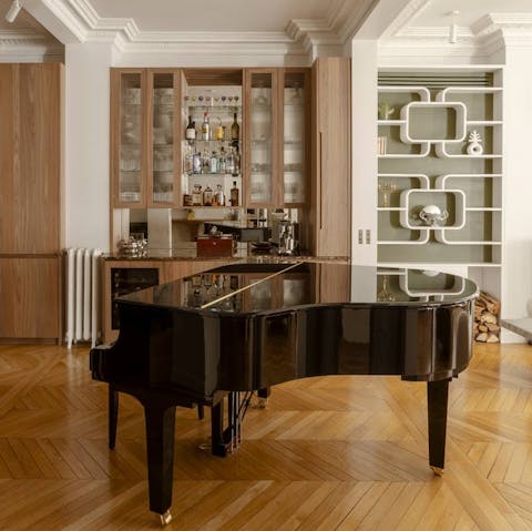 Serenade your companions at the piano or simply enjoy the romantic mood